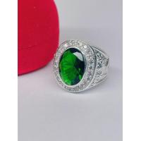 ราคา แหวนเงินผู้ชายสีเขียวเข้มล้อมเพชรข้างมังกร (17541080912)