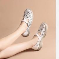 ราคา รองเท้าแตะหัวกลมสำหรับผู้หญิงรองเท้าหนังฉลุลาย (20825938108)