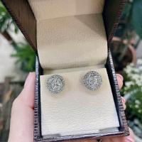 ราคา Titapa jewelry ต่างหูเพชรปริ๊นเซสประกบมาคีล้อมเพชรแบบแป้นมาใหม่แบบสวยหวานดีไซน์สวยมากเพชรขาวใสวิ้งๆน้ำ100คัดทุกเม็ดเหลี่ยมH Aน้ำลึกสวยเล่นไฟระยิบระยับงานปราณีตละเอียดตัวเรือนมีน้ำหนักแข็งแรงใส่ได้ทุกว