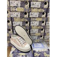 ราคา รองเท้าผ้าใบ รองเท้า Christian Dior รองเท้า คอสั้น เเละ คอสูง ผู้หญิงผู้ชายใส่ได้เหมือนกัน Christian Dior Canvas shoes for man and woman มีทุกไซส์สำหรับเลิก (20768051291)