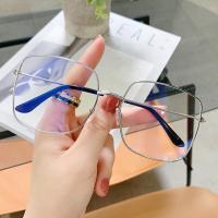 ราคา พร้อมส่งทันที แว่นตากรองแสง แว่นตาแฟชั่น เลนส์บลูบล็อค กรอบสี่เหลี่ยมใหญ่ รุ่น (16190333331)