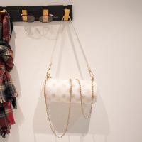 ราคา กระเป๋าทรงหมอน กระเป๋าหนัง กระเป๋าสะพายข้าง กระเป๋าแฟชั่น GD601 (16404888197)