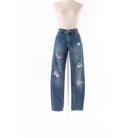 ราคา stradivarius กางเกงยีนส์ขายาวสีฟ้าอ่อน แต่งขาดๆกระดุมซิปหน้า ป้ายแบรนด์ระบุไซส์ EUR34 Preloved (20664404091)