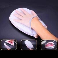 ราคา ที่รองรีดผ้า ถุงมือ ที่รองรีดผ้า แผ่นรองรีดผ้า ที่รองรีด แผ่นรองเตารีด รองรีดผ้าแบบมือ อุปกรณ์รีดผ้า ที่รีดผ้า รีดผ้าเรียบ ของญี่ปุ่น เตารีด รีดผ้า ของใช้ในบ้าน รุ่น MAI 184 สีเทา ชมพู (18332874152)