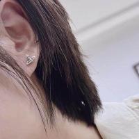 ราคา แท้2023 Vivienne Westwood Custom Western Pacific Anaglyph Mini Saturn เชื่อมต่อ Body Silver ต่างหูสีทองต่างหูประจำวันหูหญิงกระดูกเล็บ (17846930477)