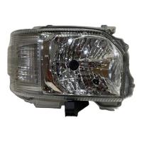 ราคา ไฟหน้ารถตู้ TOYOTA COMMUTER ปี2014 ไม่มีมอเตอร์ (13413153657)