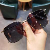 ราคา Chrome Hearts แว่นกันแดดสำหรับทั้งหญิงและชายแฟชั่นหลากหลายใหม่ย้อนยุคน้ำหนักเบาเป็นพิเศษบริสุทธิ์ไทเทเนียมแว่นกันแดดแฟชั่นทนรังสียูวี (18192047888)