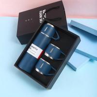 ราคา เซทของขวัญปีใหม่ กระบอกใส่น้ำ กระบอกน้ำสูญญากาศ กระบอกน้ำเก็บอุณหภูมิร้อน เย็น ขนาด 500 ML สแตนเลส304 (16580756866)