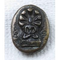 ราคา รูปหล่อ พระนาคปรกเจ็ดเศียร หลังนูน ทรงไข่ผ่าซีก เนื้อโลหะผสม (16473988460)