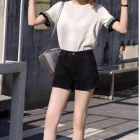 ราคา กางเกงยีนส์ขาสั้นเอวสูง ทรงพับปลายขา ผ้ายีนส์เบาสวมใส่สบาย 8036 (9756711453)