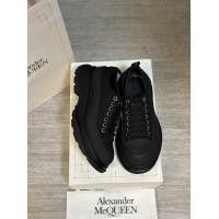 ราคา รองเท้า Alexander McQUEEN หนังแท้ 100 สินค้าถ่ายจากตัวจริง มีสามสี ส่งฟรี (18011020559)
