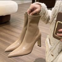 ราคา IELGY รองเท้าบูทส้นสูงหนาสำหรับผู้หญิงรองเท้าบูทส้นสูงสีขาวปลายแหลมผอม (20759122422)