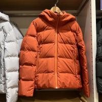 ราคา UNIQLO ห้องลองเสื้อฤดูหนาวสำหรับทั้งหญิงและชายไร้รอยต่อเสื้อคลุมขนเป็ดกันลมและกันน้ำหนาเสื้อแจ็คเก็ตกันหนาวหลวมและอินเทรนด์459624 (20786607977)