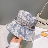 ราคา หมวกบัคเกตหญิง หมวกแฟชั่นหญิง ผู้หญิงผู้ชายใส่ได้มีสินค้าพร้อมส่ง เนื้อผ้าดีพรีเมี่ยม มีพร้อมส่ง มีสินค้าพร้อมส่งในไทย มีพร้อมส่ง (20039545004)