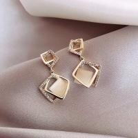 ราคา ใหม่วินเทจรอบหินอ่อนโอปอลหินต่างหูสตั๊ดขนาดใหญ่สำหรับผู้หญิงแฟชั่นอารมณ์จำลองโอปอลกระดุมต่างหูสาว Subang (16629398940)