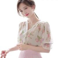 ราคา สะดวกสบาย เสื้อชีฟองคอวีแขนสั้นลายดอกไม้เล็กๆ (19976009880)