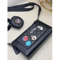 ราคา พร้อมส่ง กระเป๋าสะพาย พาดลำตัว มีกระเป๋าใส่เหรียญ หนังสีดำ งานเป๊ะ อุปกรณ์ครบ (17240311299)