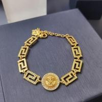 ราคา Versaceเพทาย Fanjiamei สวมหัวเขาวงกตพร้อมสร้อยคอเพชรผู้หญิงตาข่ายยุโรปและอเมริกาสีแดงสไตล์ร้อนสร้อยข้อมือต่างหูรุ่นสูง (18184826286)