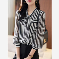 ราคา 2023ต้นฤดูใบไม้ร่วงใหม่สีดำและสีขาวลายเสื้อสตรีเสื้อแขนยาวการออกแบบแฟชั่นอารมณ์สำนักงานเลดี้เสื้อชีฟองด้านบน (15803249961)