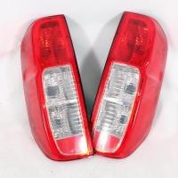 ราคา เสื้อไฟท้าย โคมไฟท้าย รุน นิสสัน นาวาร่า NISSAN NAVARA D40 ปี 2005 2014 สีแดง 1 คู่ ซ้าย ขวา ไม่รวมชุดหลอดไฟ และสายไฟ (7876551409)