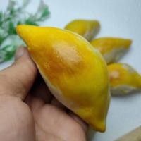 ราคา ขนมเปี๊ยะทุเรียน ใช้ทุเรียนผสมไข่เค็มทุเรัยนกวนล้วนๆไม่ผสมถั่ว พร้อมส่งทุกวันน่ะค่ะ ทำสดใหม่ทุกวัน กล่องละ4ชิ้น จากปัตตานี (16428525956)