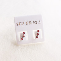 ราคา S925 ต่างหูเพชรโค้งเงินแท้ เพชรชมพู เพชร CZ (3824830492)