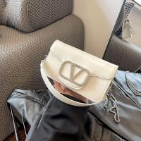ราคา Postur Valentino กระเป๋าสะพายไหล่ สะพายข้าง แต่งสายโซ่ หรูหรา ระดับไฮเอนด์ สไตล์ฝรั่งเศส สําหรับผู้หญิง 2023 (21201251020)