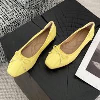 ราคา Bella Bow รองเท้าคัทชู ส้นเตี้ย พื้นนิ่ม ใส่สบาย หน้าเท้าปกติใส่ตรงไซส์ได้เลย หน้าอวบ กว้าง 1 (20708122496)