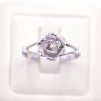 ราคา Lucky Gems แหวนดอกกุหลาบเม็ดเดี่ยว เงินแท้92 5 เพชร CZ เกรด Premium เล่นไฟดี ชุบทองคำขาว LKM693 (18725063090)