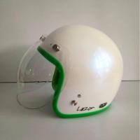 ราคา ALTRAX หมวกกันน็อควินเทจ รุ่น LAZOR สีขาวมุกประกาย นวมเขียว คิ้วเขียว ถอดซักได้ พร้อมแว่นBUBBLEใส (17451158554)