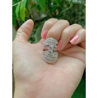 ราคา Titapa jewelry แหวนเพชรหน้ากว้าง เพชรกลาง 50ตัง 2เม็ด เพชรน้ำสวยวิ้งๆ เพชรเหลี่ยม H A คัดเพชรทุกเม็ด ตัวเรือนแข็งแรง ใส่สวยเต็มนิ้ว ใส่แล้วนิ้วเรียวยาวสวย เรียบหรู โดดเด่น แบบยอดนิยมใส่ได้ทุกวันทุกโอก