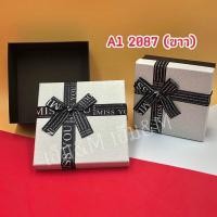 ราคา สินค้าพร้อมส่ง กล่องของขวัญ ผูกโบว์ กล่องของขวัญสำเร็จรูปกล่องเปล่า กล่องแข็ง กล่องใส่ของขวัญ ทรงจตุรัส (16359569251)