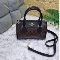 ราคา กระเป๋าสะพายผญ กระเป๋าสะพายข้าง กระเป๋า กระเป๋าทรงหมอน กระเป๋าโคช 9นิ้ว กระเป๋าสะพายผญ กระเป๋าแฟชั่นมาใหม่ กระเป๋าถือCh9 (17152051701)