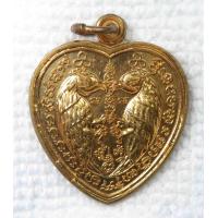 ราคา เหรียญ สาริกา รุ่น ๑ วัดดอนเมือง อ สีคิ้ว จ นครราชสีมา กะไหล่ทอง (21182994425)