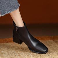 ราคา รองเท้าสไตล์เกาหลีสำหรับผู้หญิงรองเท้าบูทหนังนิ้วเท้าเหลี่ยมแฟชั่นรองเท้าบู๊ตหุ้มข้อใหม่รองเท้าบูทรองเท้าส้นตึกส้นสูงปานกลาง (20382029270)