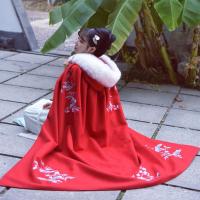 ราคา เสื้อคลุมไม่มีแขนผ้าวูลเสื้อโค้ทผู้หญิงแบบยาวสีแดงคลุมไหล่สไตล์ฮั่นฝูเพิ่มกำมะหยี่หนารักษาความอบอุ่นเสื้อโค้ทหมวกคอปกขนสำหรับเจ้าสาวในฤดูใบไม้ร่วงและฤดูหนาว (20663862284)