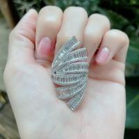 ราคา Titapa jewelry แหวนเพชรหน้ากว้างเพชรเทปเปอร์ ดีไซน์สวยมาก ใส่สวยเต็มนิ้ว งานปราณีตมากเพชรสวยคัดทุกเม็ดนำ้100เพชรสวยเล่นไฟระยิบระยับ เหลี่ยมเพชรH A ตัวเรือนมีน้ำหนักแข็งแรง แบบทันสมัย เรียบหรู โดดเด่น