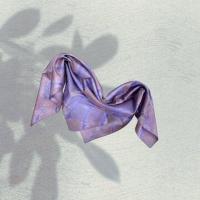 ราคา ฟรีกล่องของขวัญ ผ้าคลุมไหล่ไหมแท้ 100 ทอมือ มัดย้อม 95x95 เซนติเมตร รหัสสินค้า 01 191266 (21151122039)