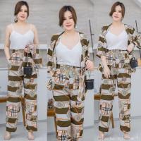 ราคา เซท 4 ชิ้น เสื้อคลุมทรงกิโมโน แขนสามส่วน คู่กับสายเดี่ยว คอวี พร้อมโบว์ผูก กับกางเกงขายาวเอวสูง (15629321836)