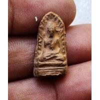 ราคา พระรอดแสงตาเนื้อดิน ลำพูน สภาพสวย (20988517553)
