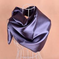 ราคา ผ้าพันคอผ้าคลุมผมสีทึบผ้าพันคอสีเข้มผ้าไหมผ้าพันคอสี่เหลี่ยมกว้าง90ไหมเทียมสำหรับผู้หญิงขาวดำสีทึบใหม่ (19474838463)