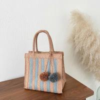 ราคา EMMA BAG กระเป๋าสาน ทรงกล่องสี่เหลี่ยม ห้อยปอมๆ งานน่ารักมากก P126 (20657461679)