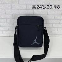 ราคา Essential Adidas กระเป๋าสะพายไหล่สิ่งจำเป็นทั้งหมดของคุณได้ถูกรูดซิปสายรัดปรับได้ (20888341799)