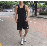 ราคา กางเกงขาสั้นออกกำลังกายระบายอากาศได้ดีแห้งเร็วสไตล์เกาหลีสำหรับผู้ชายกางเกงกีฬาขาสั้นแฟชั่นยิมฮิปฮอปผ้าตาข่ายเข้ารูปพอดีฤดูร้อน (20044853455)