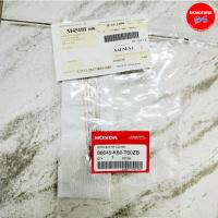 ราคา สติ๊กเกอร์ติดฝาครอบไฟหน้าด้านขวา รถสีแดง ดำ รหัส 86645 K60 T60ZB สำหรับรถรุ่น HONDA CLICK125I ปี 2017 อะไหล่แท้เบิกศูนย์ 100 (19438313732)