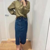 ราคา Uniqlo 2022ฤดูใบไม้ร่วง Uniqlo Xuan ลมสง่างามคาวบอยกระโปรงแคบเอวสูงของปลูกฝังคุณธรรมของคนล้างกระโปรงแยกที่452490 (16553591852)