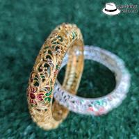 ราคา กำไลสีขาว กำไลไทยสีทอง ฉลุลาย งานโบราณ ข้อมือผู้หญิง ราคาต่อหนึ่งวง ประดับไทย White hat (12272547979)