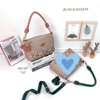 ราคา กระเป๋าสะพายข้าง 3 ซิป แบรนด์ Aisikadan แท้ ขนาด 10 นิ้ว ได้สาย 2 แบบ (19555477380)