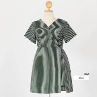 ราคา J362 จั๊มผ้าไหมอิตาลีขาสั้นแต่งกระโปรงผ่าข้างลายริ้ว ยาว37 (19398247731)