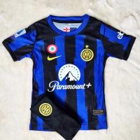 ราคา ชุดบอลเด็ก อินเตอร์มิลาน2023 2024 ชุดInter Milanฟุตบอลทีมใหม่ล่าสุดครบชุดเสื้อพร้อมกางเกง (20920879932)